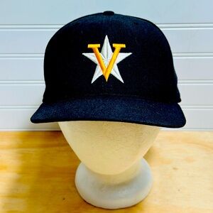 Vanderbilt University New Era Baseball Cap 100% Wool Size 7 3/8 Made in USA